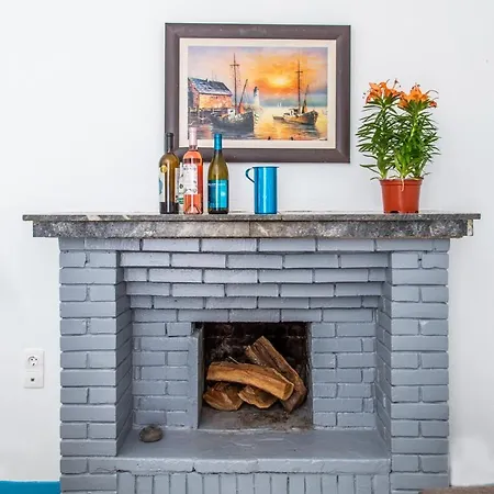 Corfu Seaside - Private Garden Retreat Apartament Gouvia