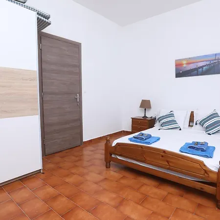 Corfu Seaside - Private Garden Retreat Appartement *