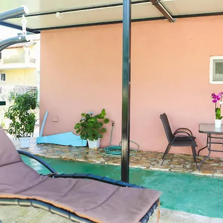 Appartement Corfu Seaside - Private Garden Retreat *