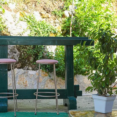 Appartement Corfu Seaside - Private Garden Retreat *