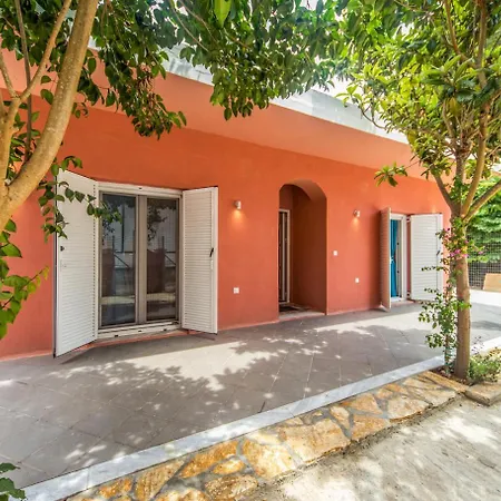 Corfu Seaside - Private Garden Retreat Appartement Gouvia